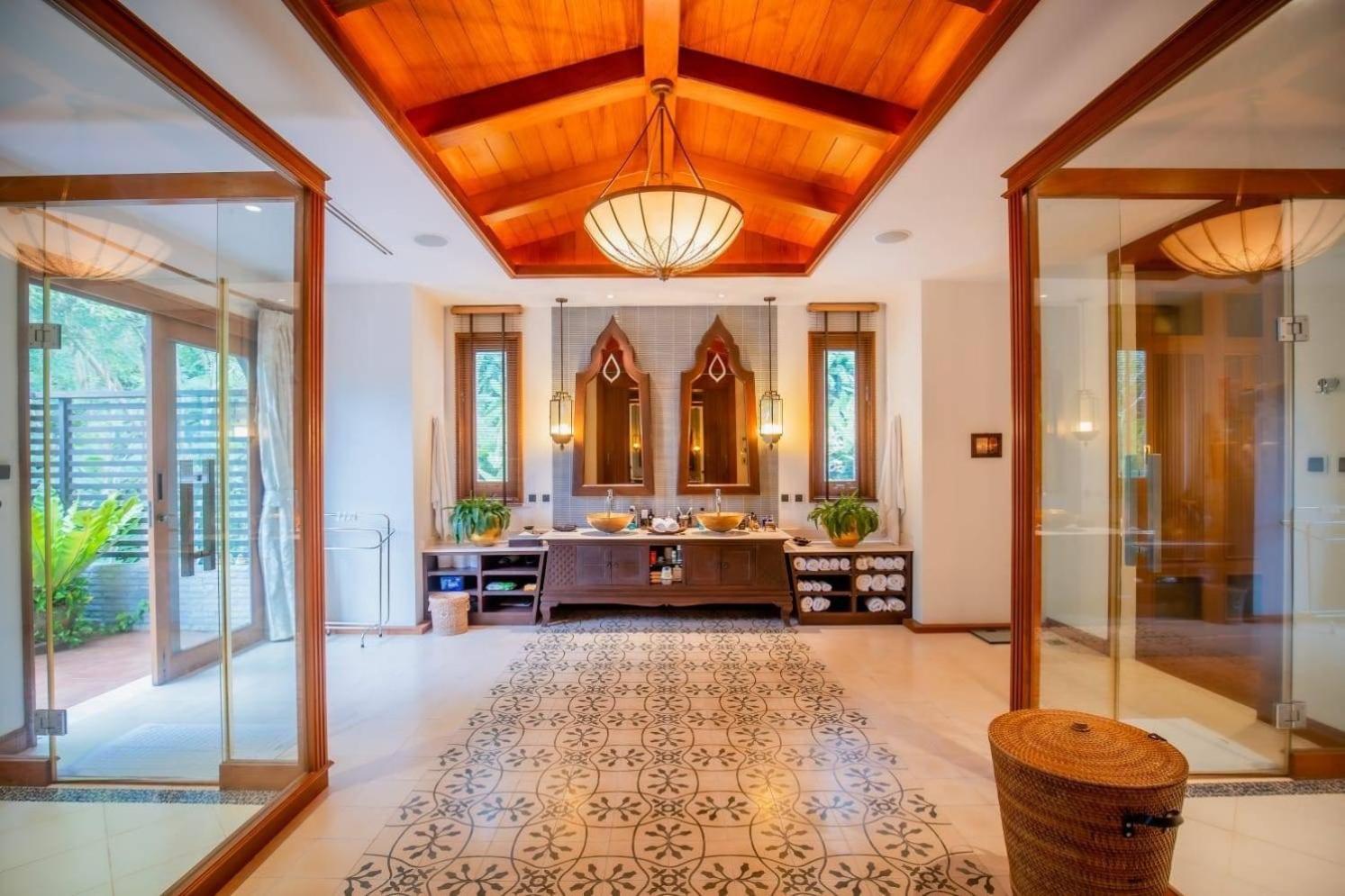 Royal Legacy Private Villa With Private Golf Course 布吉 外观 照片